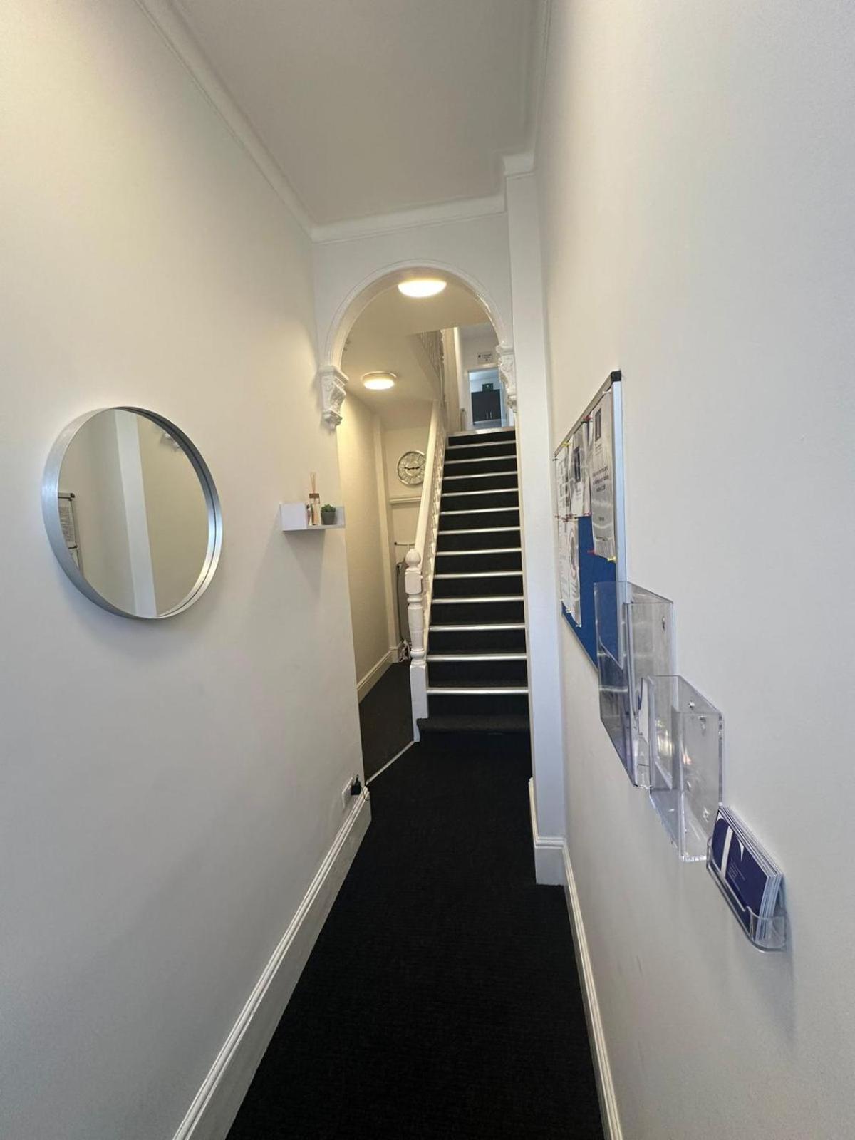 Cambridge Central Rooms - Tas Accommodations Zewnętrze zdjęcie