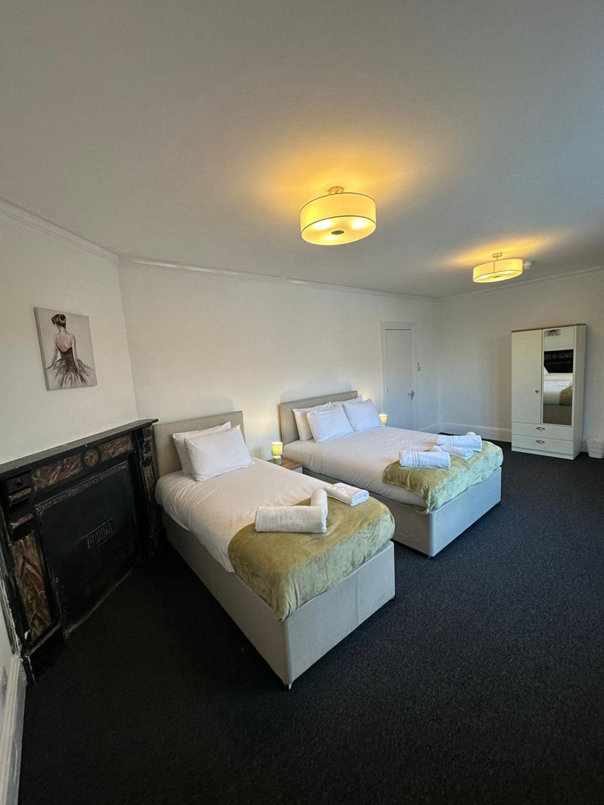 Cambridge Central Rooms - Tas Accommodations Zewnętrze zdjęcie
