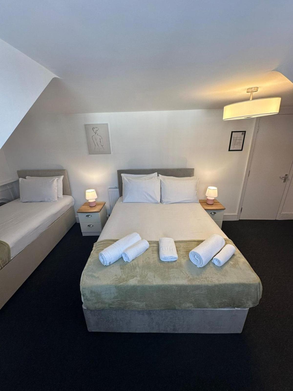 Cambridge Central Rooms - Tas Accommodations Zewnętrze zdjęcie