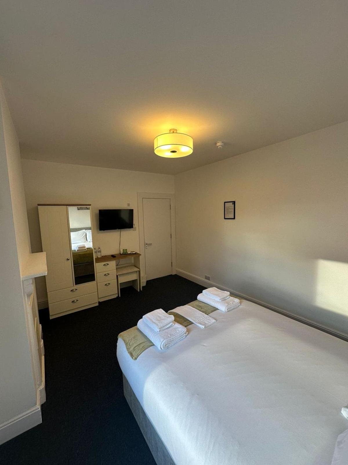 Cambridge Central Rooms - Tas Accommodations Zewnętrze zdjęcie