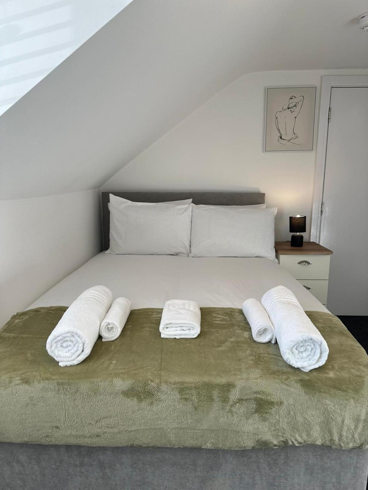 Cambridge Central Rooms - Tas Accommodations Zewnętrze zdjęcie