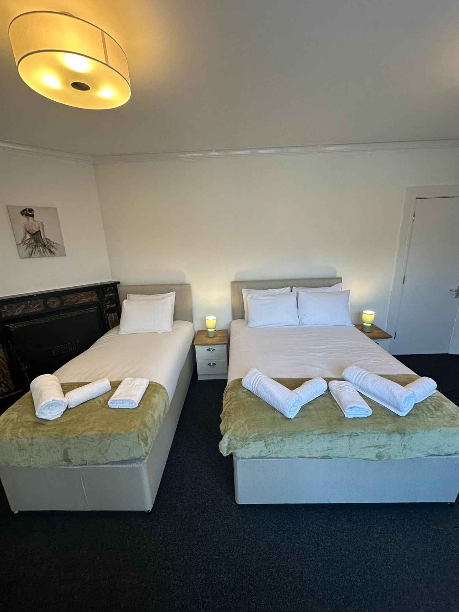 Cambridge Central Rooms - Tas Accommodations Zewnętrze zdjęcie